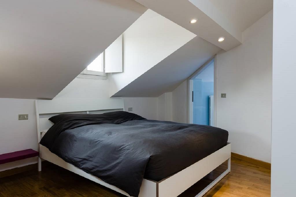 V12 Design Apartments Milão Quarto foto